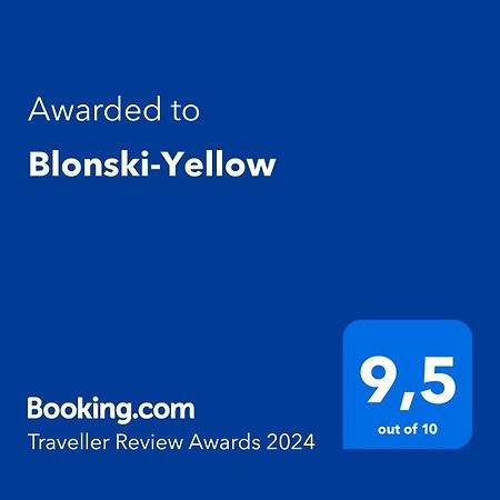 Blonski-Yellow Малага Экстерьер фото